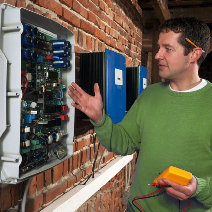 Installation et mise en service d'un onduleur