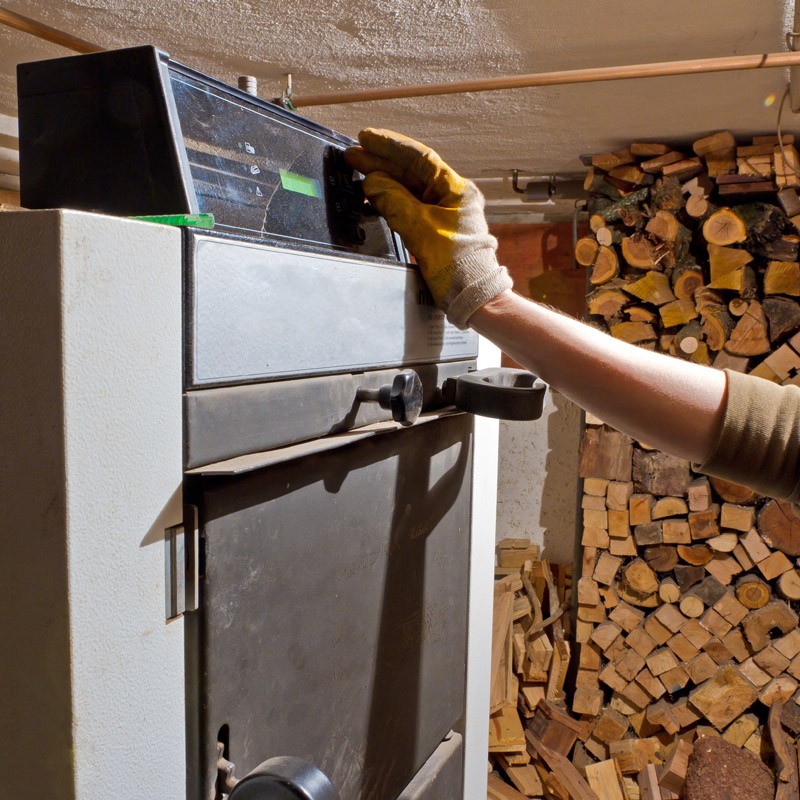 Entretien ponctuel d'une chaudière Bois ou Granulés (puissance inf. à 35kw)